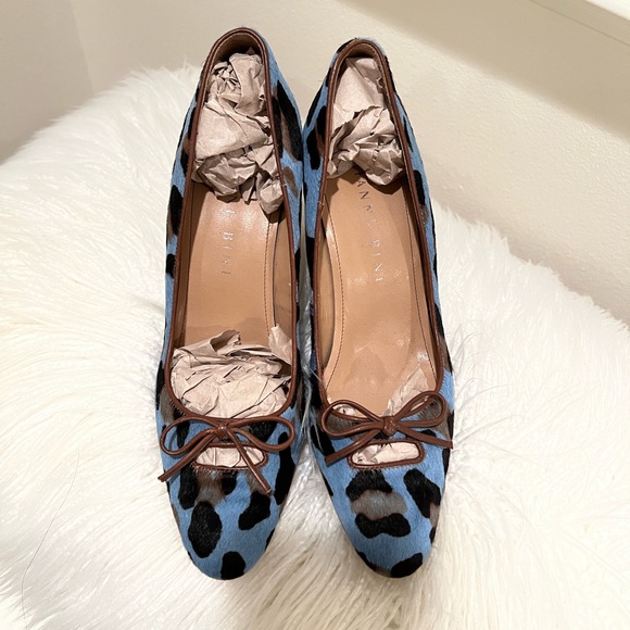 Gianni Bini Blue leopard printed heels - Picture 2 of 6